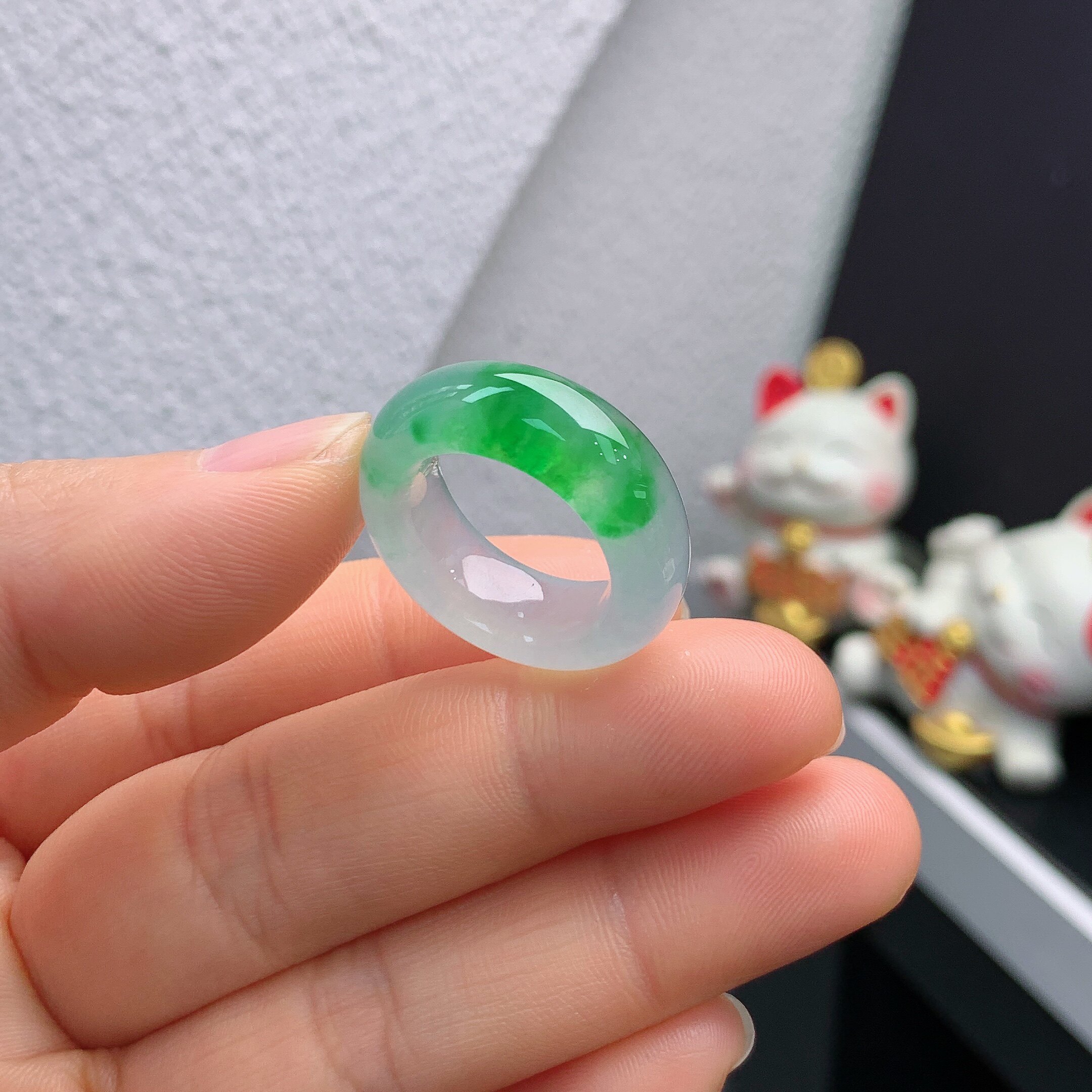 12-13 circle mouth Burmese natural jade A small wide version ice spicy sun green ring A1150#