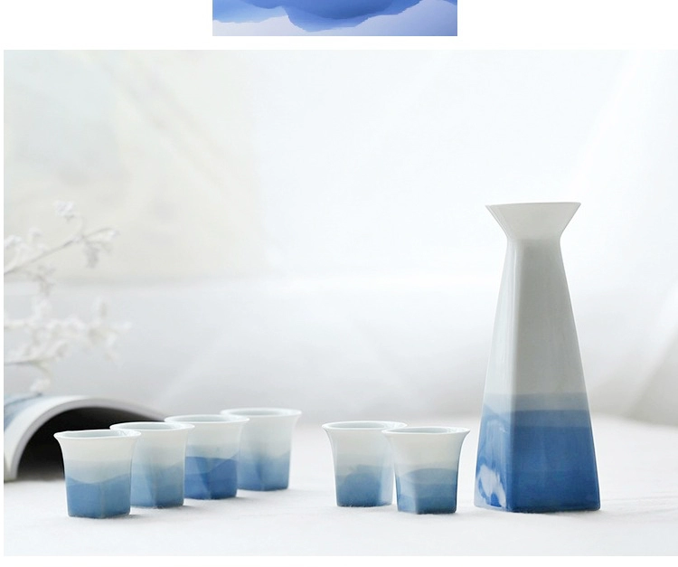 Baiyun Mountain đơn giản rượu sake Nhật Bản hầm rượu thủy tinh màu vàng rượu vang Jingdezhen gốm rượu quà tặng đóng hộp rượu vang trắng - Rượu vang