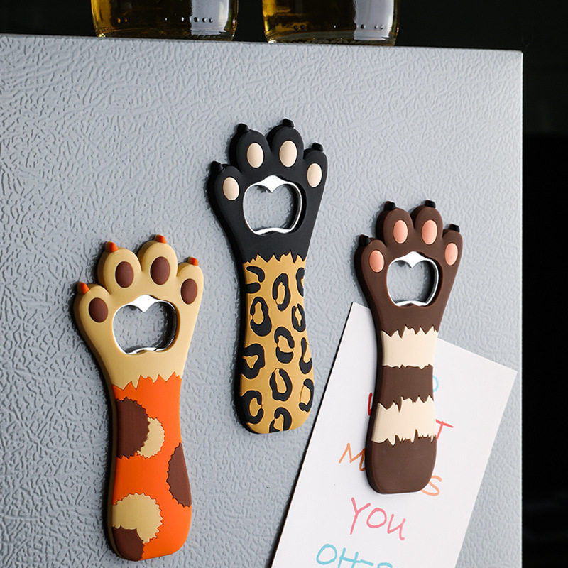 Creative cartoon cat claw 3d three-dimensional personality refrigerator magnet sticker bottle opener magnetic suction household bottle opener beer starter