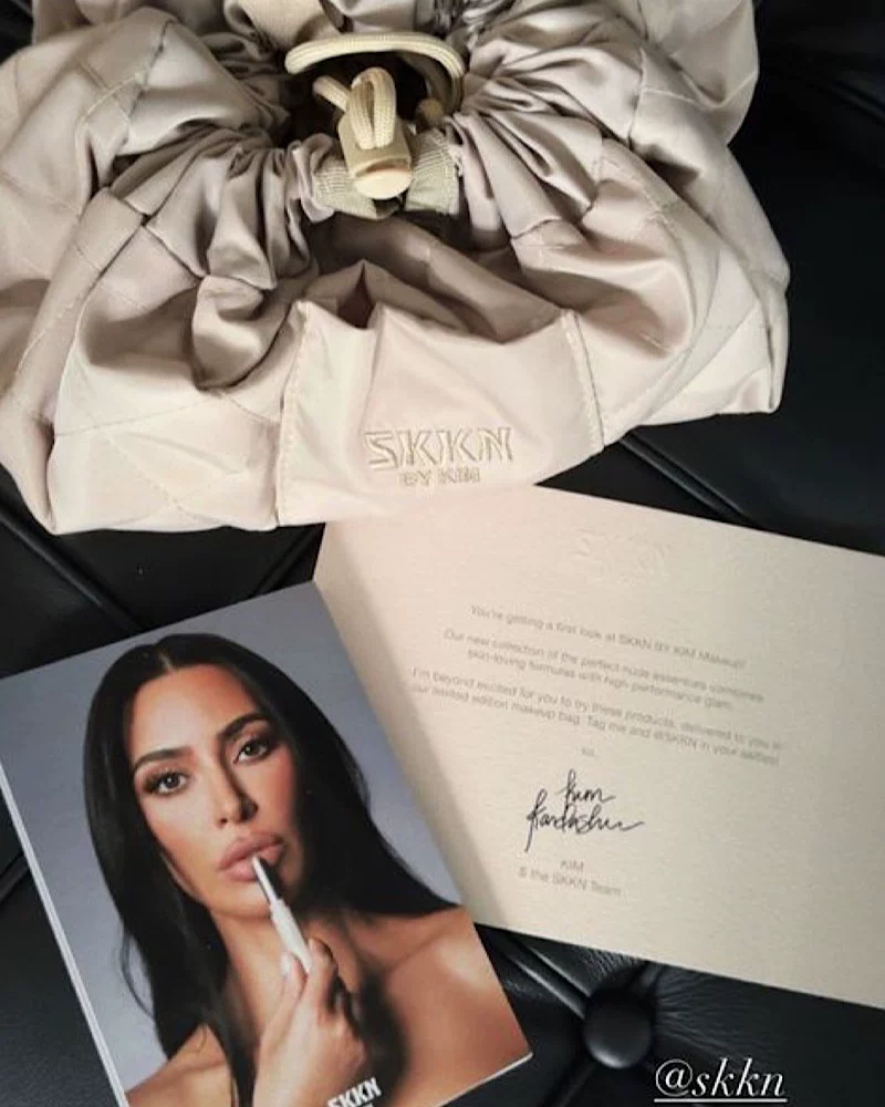 Косметика SKKN by Kim Kardashian Классические матовые тени
