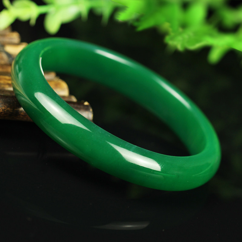 Natural Brazilian green agate jade bracelet Female girl fine delicate narrow version of chalcedony Wangfu real jade bracelet