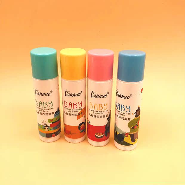 Authentic Tianna Bear Park Children Nuôi dưỡng Lip Balm BABY Son môi nhiều màu Tóc ngẫu nhiên - Son môi son màu nâu tây