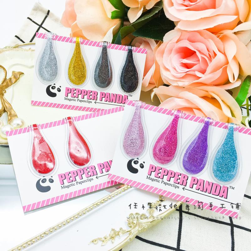 Spot discount with the same paragraph Pepper Panda hand-made super magnetic handbook bookmark flash powder bookmark set