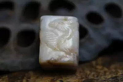 Song Dynasty Hetian white jade, Fenglaiyi jade tube, skillfully capturing heavenly work, Wengrun Yingjie, passed down to the true product