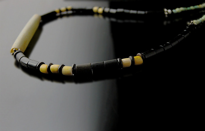 Han Dynasty Super Old Jade Tube Necklace Color Qin Innate Beauty Truyu Old Jade Fashion Necklace Lock Bone Chain