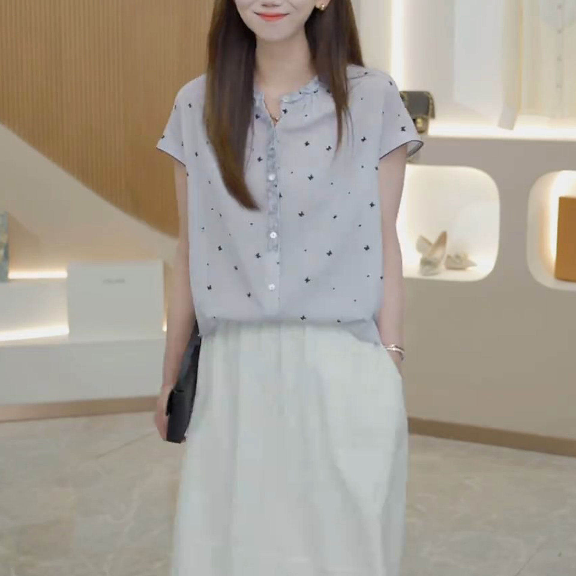 洋气休闲百搭显瘦印花衬衫2026夏季新款时尚设计感宽松短袖上衣女