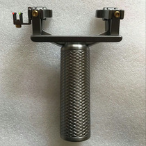 Iron Man Titanium Alloy Competitive Edition Hale Rotating Slingshot Ultra Light and Stable Performance Good Non-Stainless Steel Flat Skin