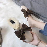 Bowry lông Baotou một nửa dép nữ mặc mùa thu đông 2018 mới thỏ lông đầu vuông dày với giày Mules phẳng