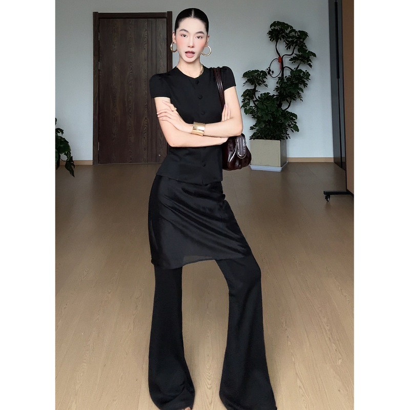 Cizzlemore【Black Elegance】A Stylish and Powerful Outfit with a Cinched Waist Top and Faux Two-Piece Pants Set