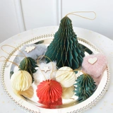 Swanlace Christmas Window
