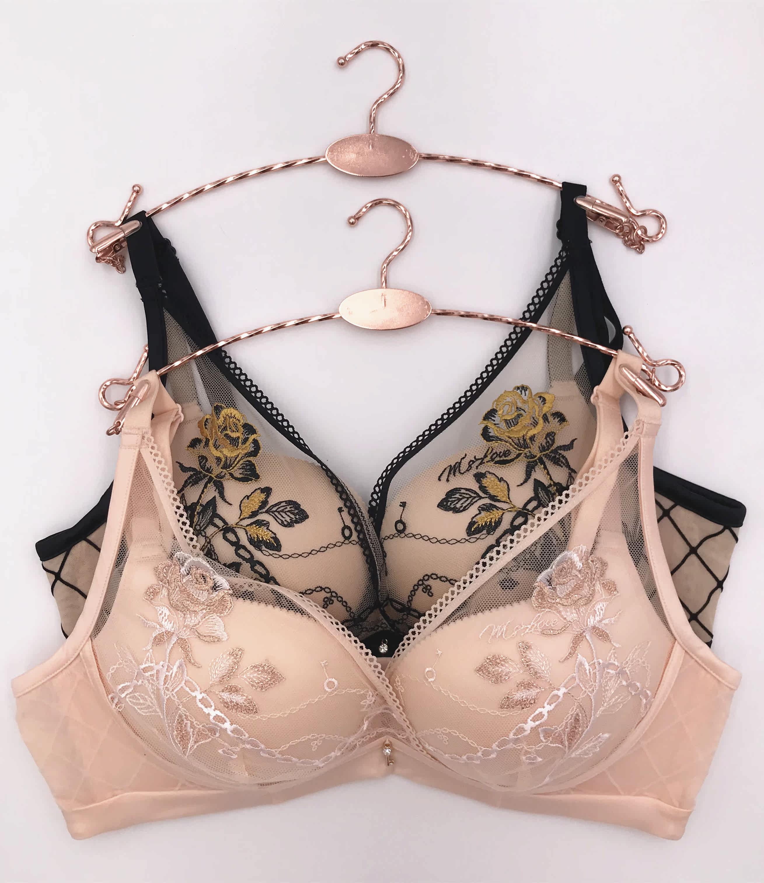 Manifin 20810880 No steel ring Yangtze River triangle embroidery gather mold cup bra small chest gather counter