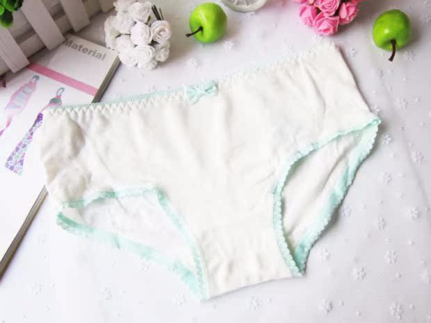 Đồ lót cotton nữ sinh trắng dễ thương hoạt hình thấp eo tam giác túi quà tặng hip - Bộ quà tặng set 5 quan lot ren dep
