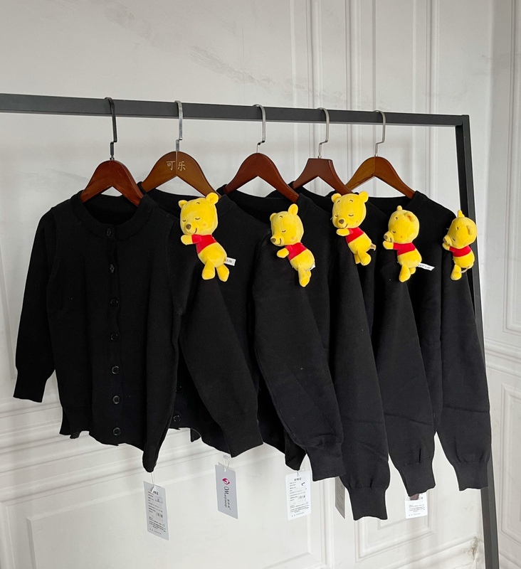 2025 Spring and Autumn New Product Three-Dimensional Winnie the Pooh Knitted Cardigan Sweater Jacket Women's Clothing Parent-Child Outfit Couple Outfit