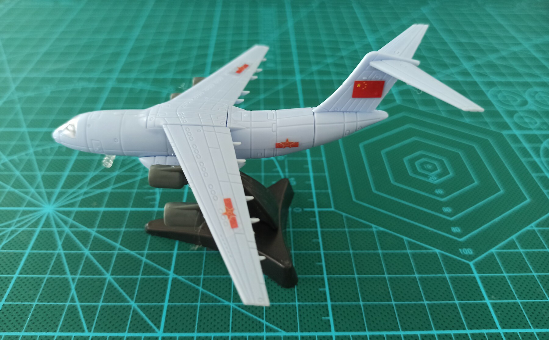 Finished aircraft model Chinese Air Force Yun-20 heavy transport aircraft in a variety of colors full of 50