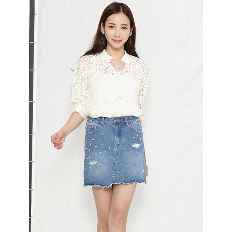 Aige's New Summer Women's Fashion Versatile Lace Casual Solid Color Pullover V-Neck Shirt Z215