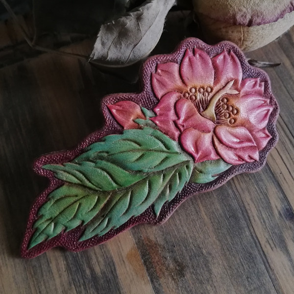 Handmade Tanning Leather with ordered Bull Leather Carved floral Cherry Blossom Female SMALL NUMBER HAIR ACCESSORIES HAIRCUT HEAD FLOWER JEWELRY