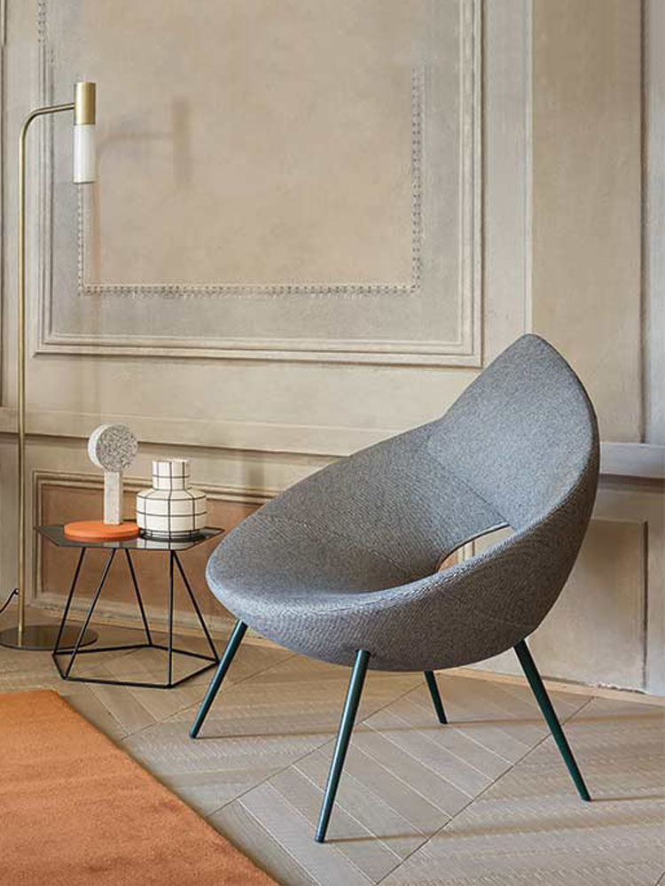 Bonaldo Lock Designer Poltroncina Light Luxury Sofa Petal Chair Hemispherical Shaped Creative Lock Chair