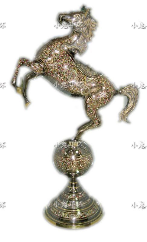 Pakistani copperware European-style home decoration decoration color ball hot horse copper horse galloping horse 40cm