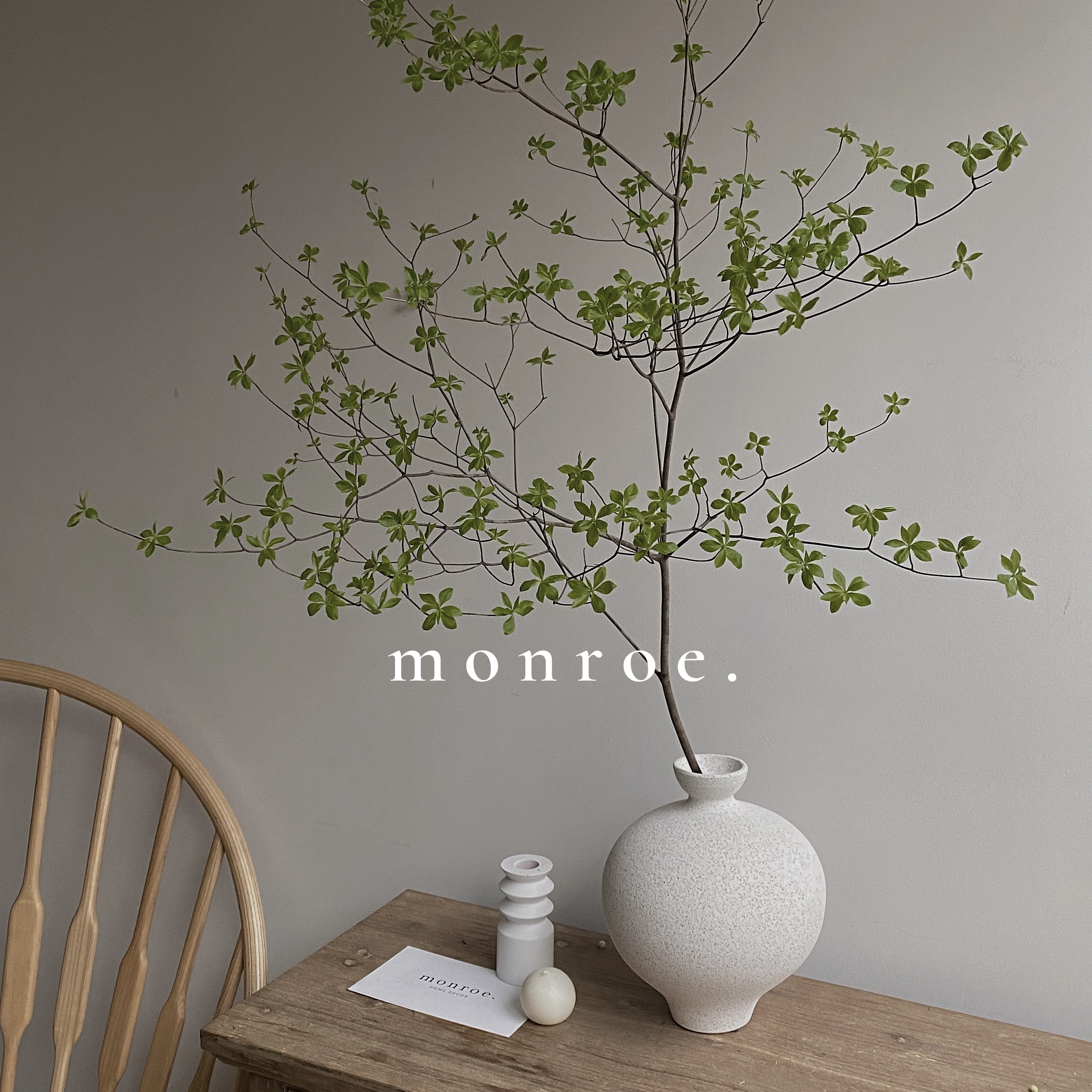 Dream Deer Studio White Ceramic Vase Simulation Hanging Bell Horse Drunken Wood Flower Arrangement Day Style Retro Big Belly Swing Piece Decoration-Taobao