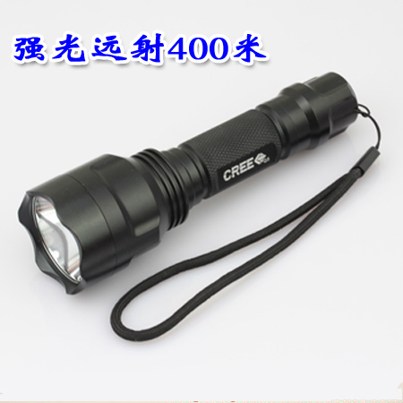 C8 imported LED T6 Q5 LED strong light flashlight long-range mini charging long-range king white light yellow light