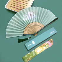 Girls portable folding fan Chinese style portable small fan Classical womens folding fan Ancient style Hanfu tassel fan Summer