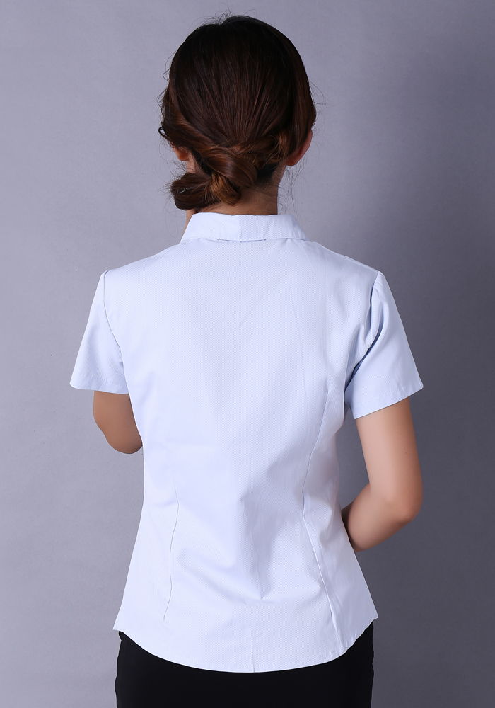 Mùa hè mới của phụ nữ áo sơ mi màu xanh nhạt tay ngắn da tối màu chuyên nghiệp mặc twill eo công sở quần áo sơ mi cổ chữ V tay nửa áo sơ mi oversize