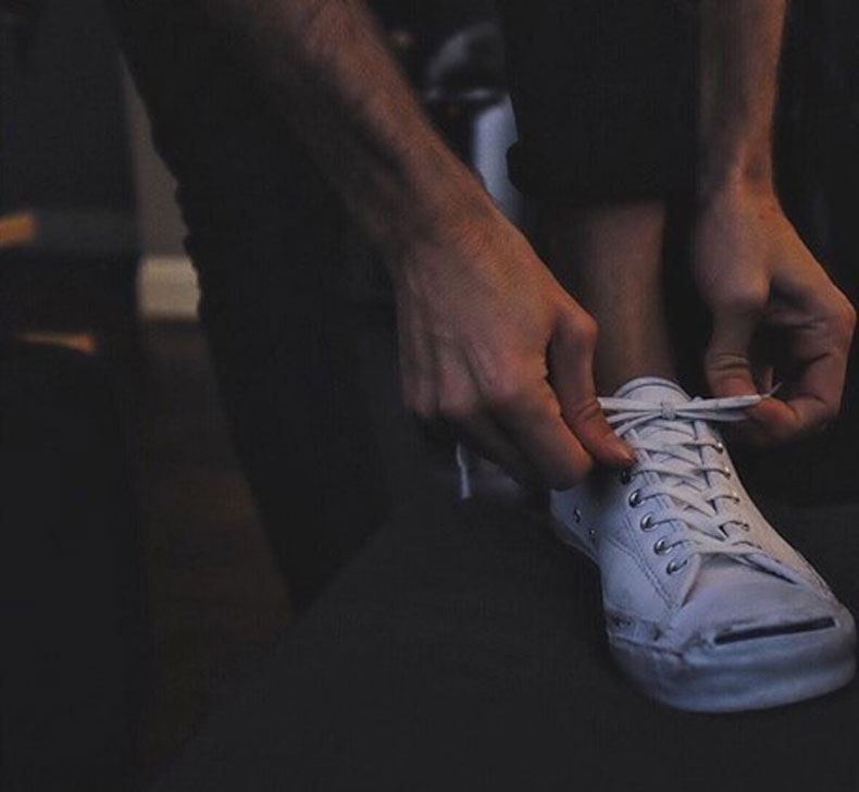 Converse Converse mở nụ cười giày vải giày của nam giới giày của phụ nữ cổ điển thấp để giúp đôi giày thường 1Q698 jordan panda cổ thấp