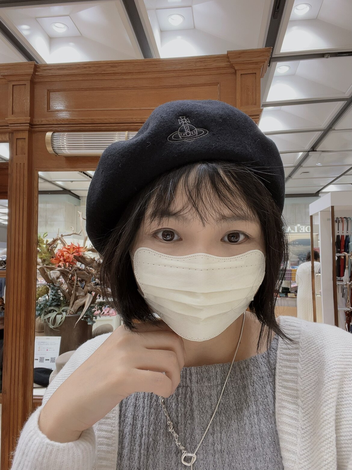 国现日本制vivienne westwood西太后土星贝雷帽羊毛薇薇安是秋冬评价