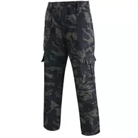 Камуфляжные штаны, черный орел