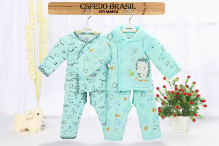 Coffret cadeau pour bébé - Vêtements + Fournitures - Ref 1950764 Image 25