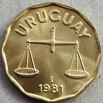 (全店任意满3件)乌拉圭 铜币天平直径25多边形全新外币0319