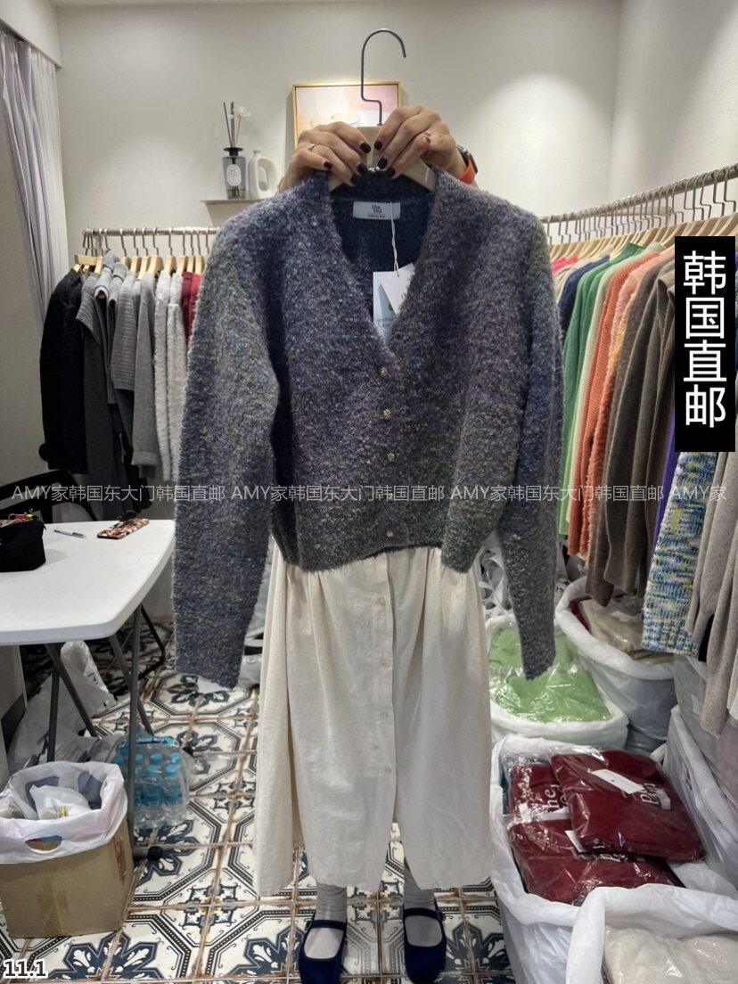Amy Home South Korea Direct Mail East Gate 2023 Winter Dress New SOM Sweater 21260041-Taobao