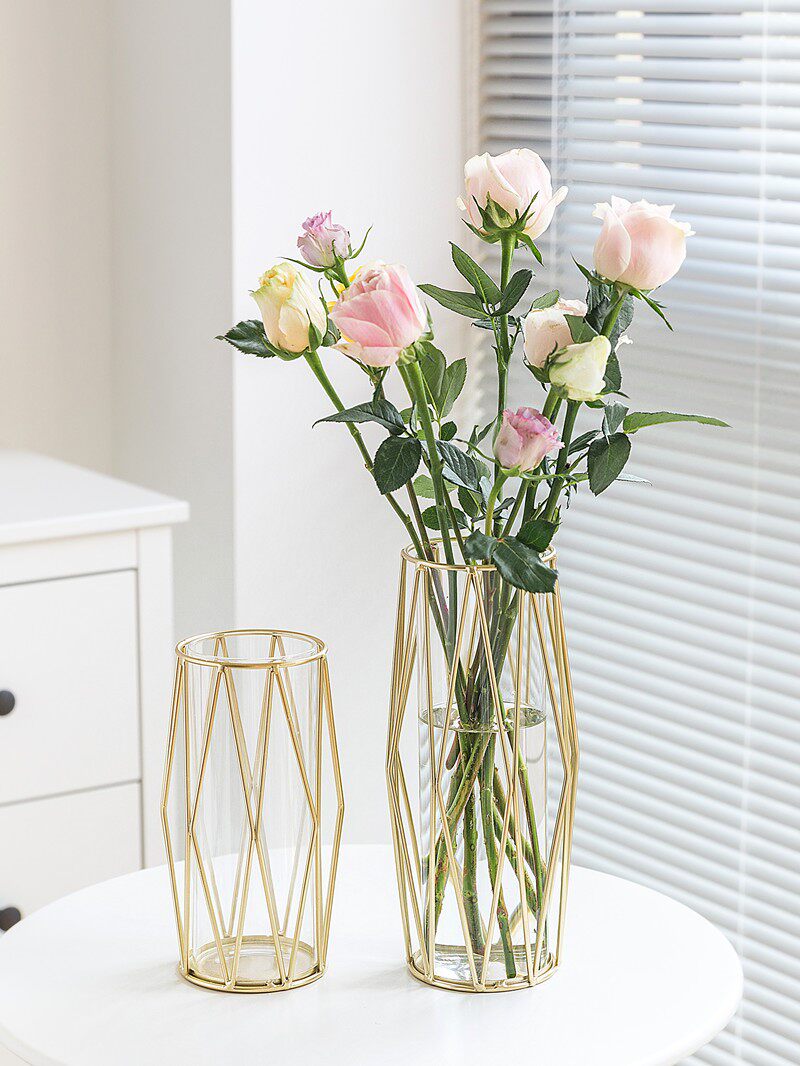 Vase suitable for roses with light and high end atmosphere full of stars 2021 new and dry flower small flower arrangements