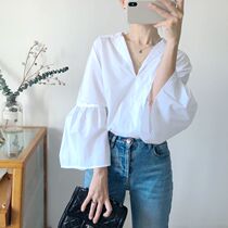 Temperament This thing white shirt has never lost a shot feel full V collar Lotus Leaf Sleeve White Shirt