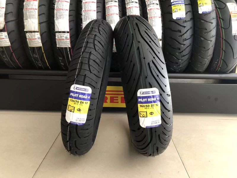 Michelin mọi thời tiết xe máy lốp chân không radial R1200GT ROAD4 GT - Lốp xe máy