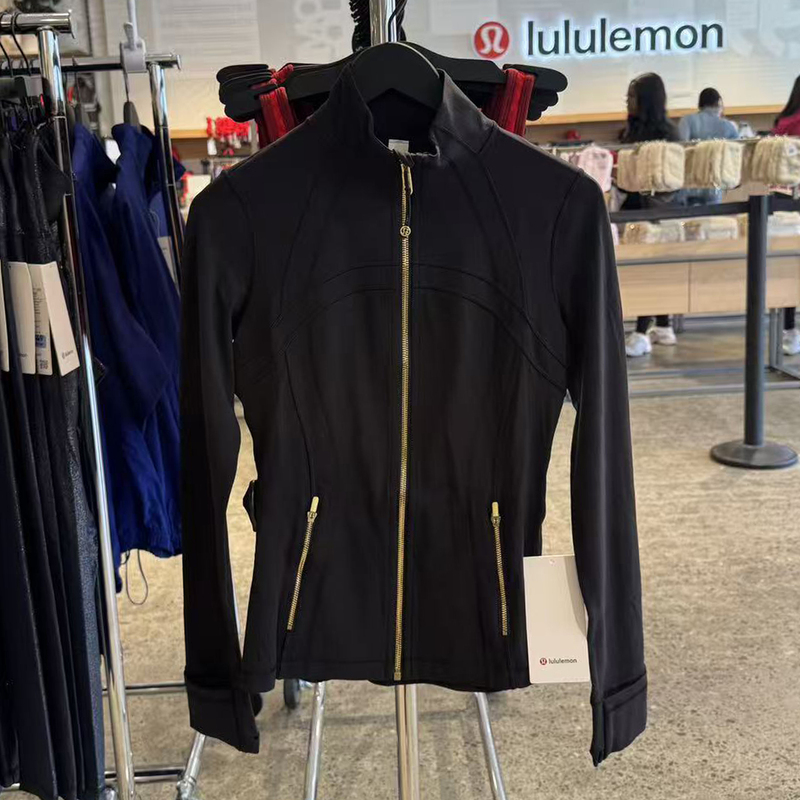 Lululemon Define Women's Slim Fit Sweat-Wicking Stretch Long-Sleeve Sports Jacket