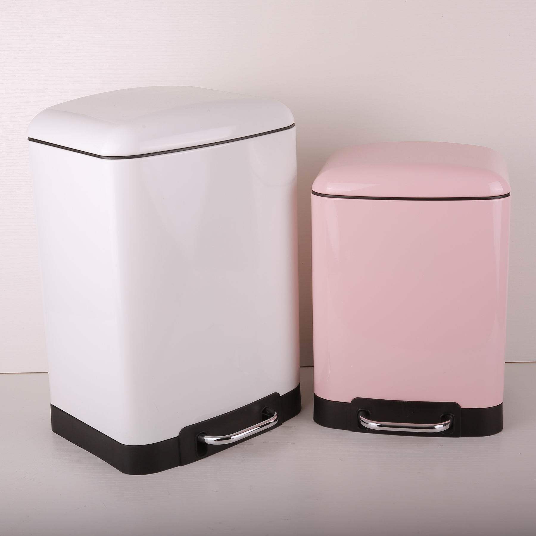 Eurostyle pedalling stainless steel home bins Covered Silent Fashion Creative collection Bucket with lid Dressing Room Large