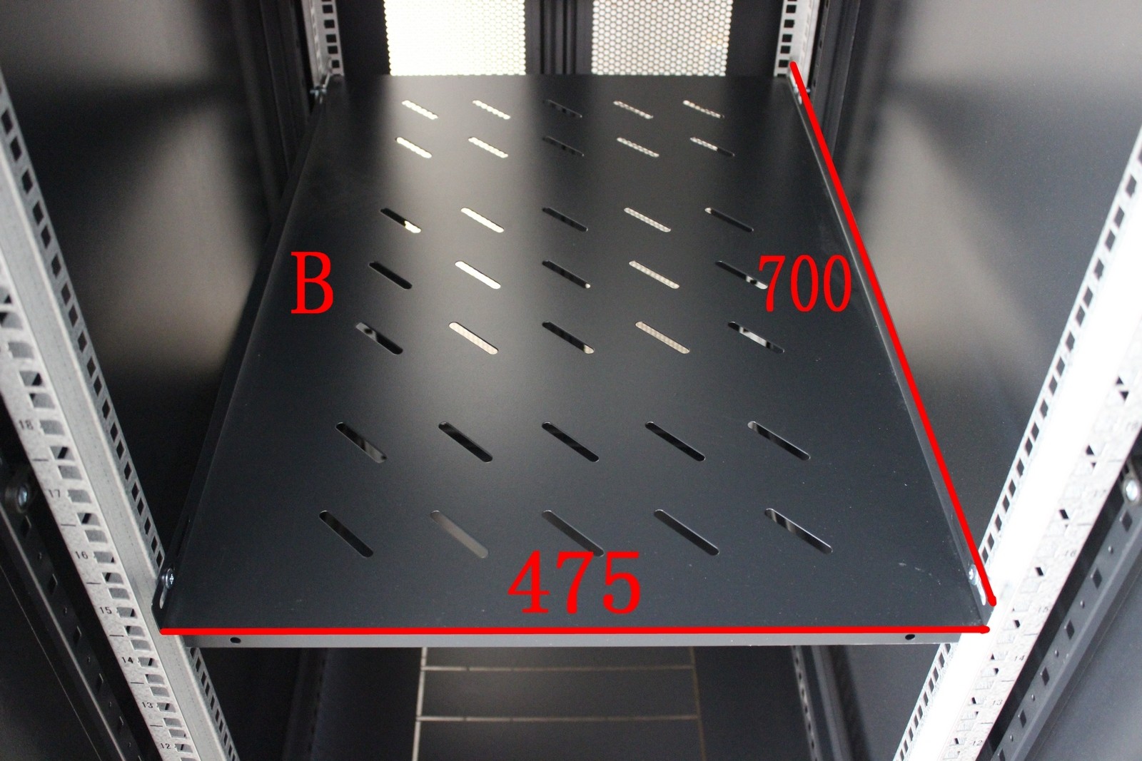 Meituan enclosure B paragraph 1000 Deep server cabinet Entrusted Plate compartment fixed plate Barrier 475 * 700