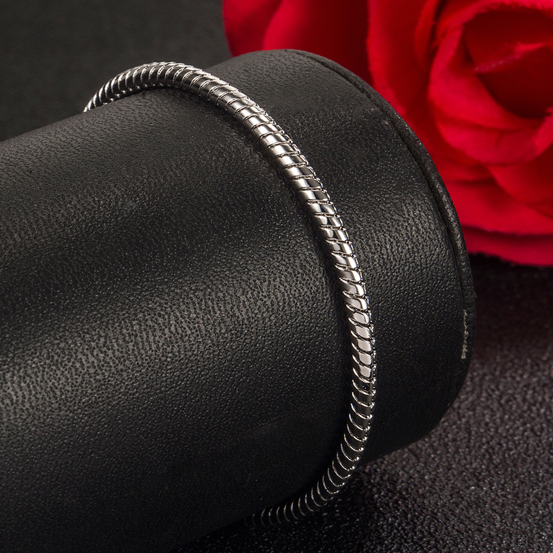 Couple Snake Bone Bracelet for Men S925 Sterling Silver 2023 New Niche Design Engraved Valentine's Day Gift for Girlfriend