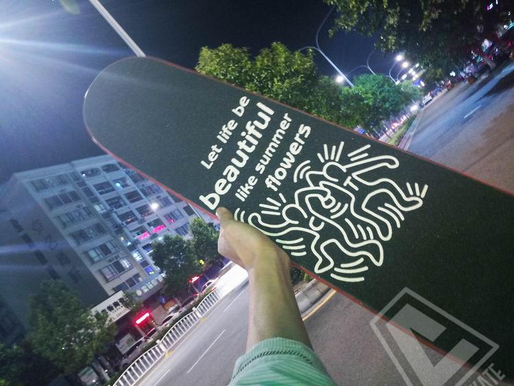 [ván trượt xung đột] giấy nhám ván trượt, như hoa mùa hè, bền, lỗ khí, thoáng khí SkateViva - Trượt băng / Trượt / Thể thao mạo hiểm mũ bảo hiểm xe đạp thể thao