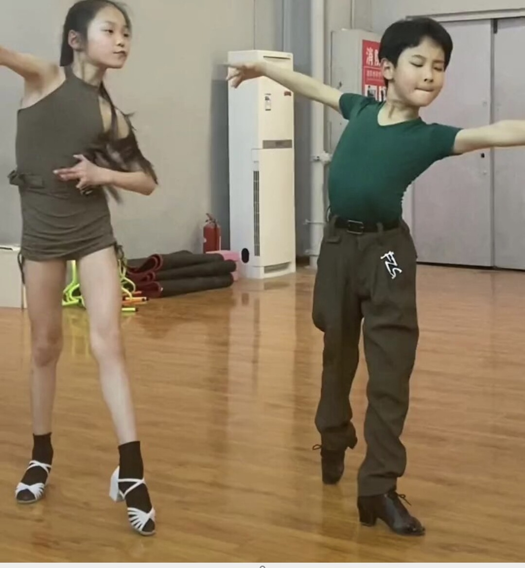 FZS latin pants loose belt latin dance trousers spring and autumn dance clothes