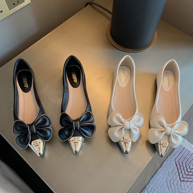 Sheepskin version~ Niche style pointed toe shallow mouth single shoes women's metal head bowknot set feet black leather flat shoes