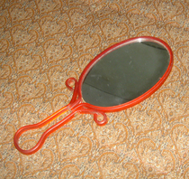 Old objects plastic mercury folding mirror Cultural Revolution dresser nostalgia decoration props