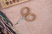 Mini scissors with wooden handles Cross stitch peripherals