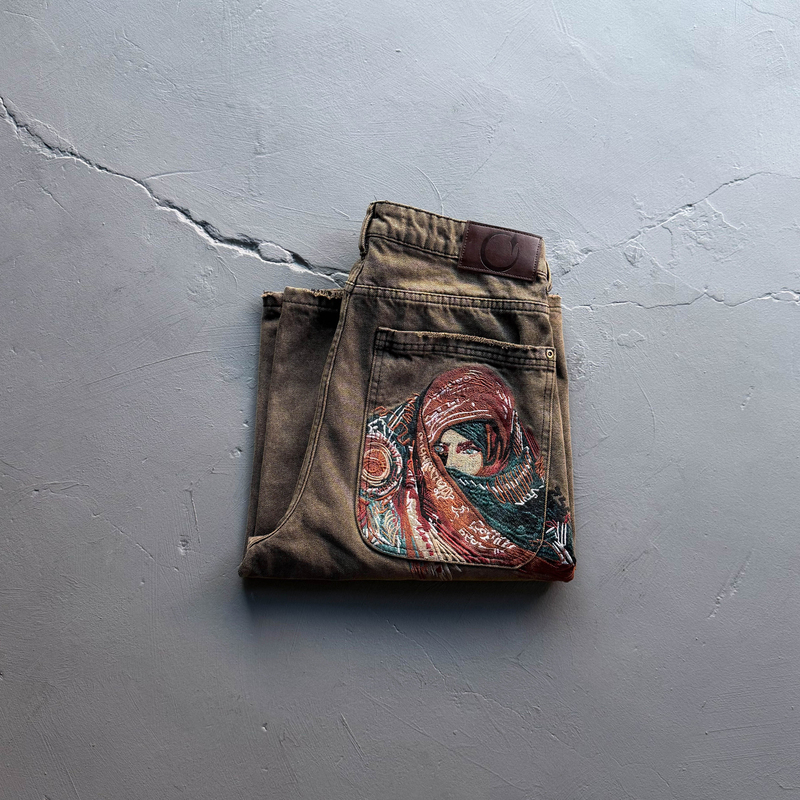 Derschutz Chrome Cool Style American Street Heavy Embroidery Masked Goddess Denim Shorts for Men