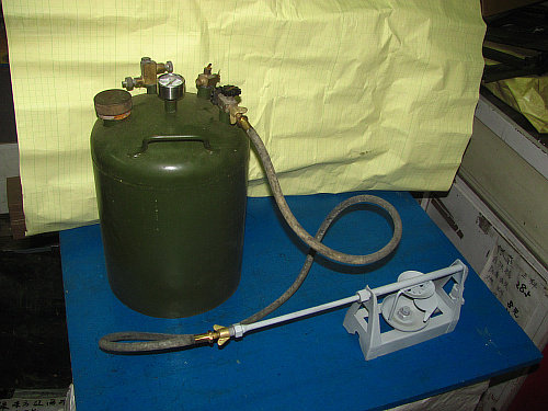 Brand new portable large tank Petrol Furnace Diesel Furnace Coal Oil Furnace Old Military Products