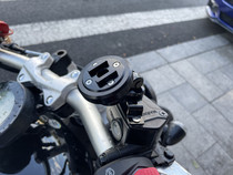 ALE motorcycle shockproof anti-shake pedal oil pump mobile phone navigation suit without dropping bracket minimalist mobile phone shell patch