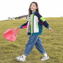 Girl Spring Dress Jacket Foreign Air 2022 Spring Autumn New CUHK Younggirl Little Girl Spring A Stylish Baseball Suit Clothing