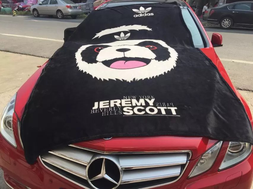 Foreign trade tail single blanket blanket Pet blanket Coral velvet Flannel blanket Blanket blanket Four-season blanket Black panda