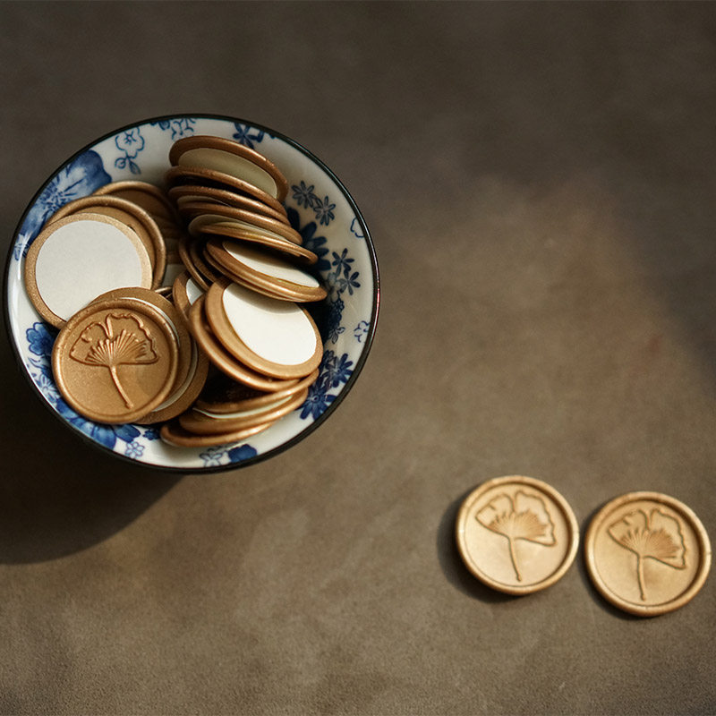 Finished flame paint paste auspicious Ginkgo leaf diameter 25mm ripped and paste